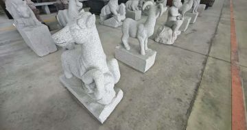 揭阳芝麻白雕刻 十二生肖 异形雕刻