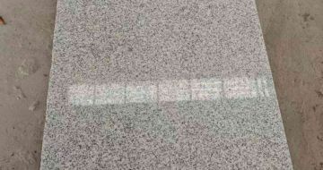 揭阳芝麻白光面毛板