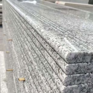揭阳芝麻白楼梯踏步 花岗岩楼梯板材