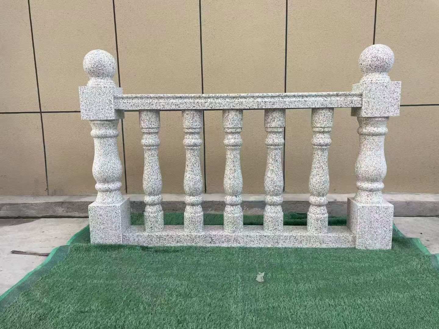 揭阳芝麻白阳台栏杆 花岗岩栏杆